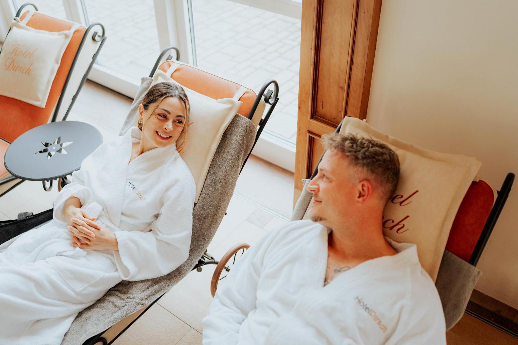 Hotel Dirsch Wellness & Spa Resort Emsing エクステリア 写真