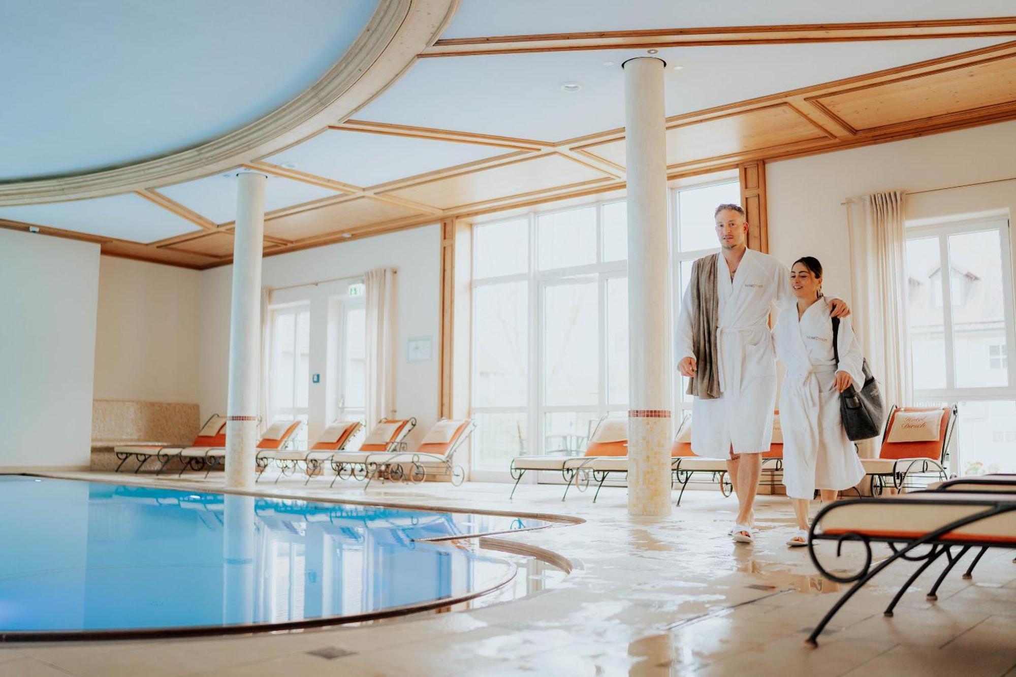 Hotel Dirsch Wellness & Spa Resort Emsing エクステリア 写真