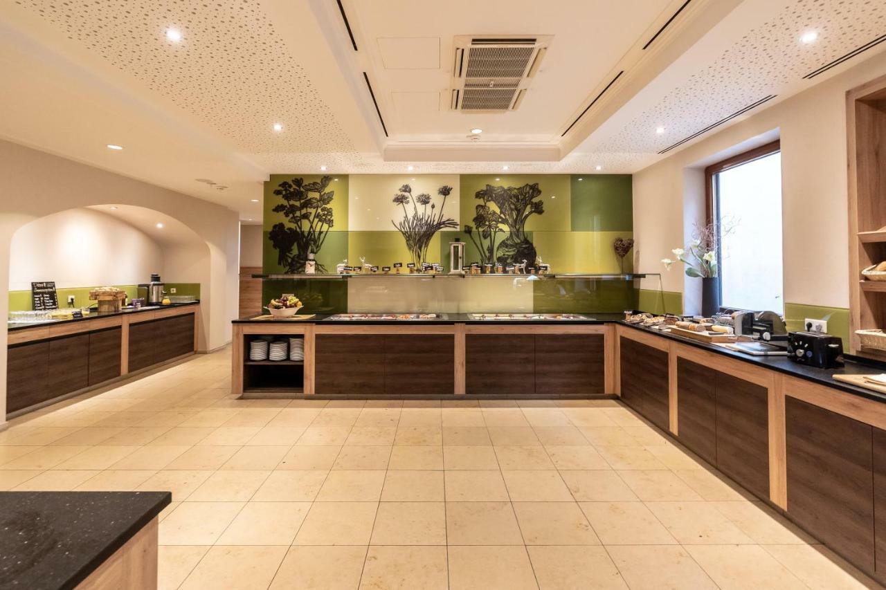 Hotel Dirsch Wellness & Spa Resort Emsing エクステリア 写真