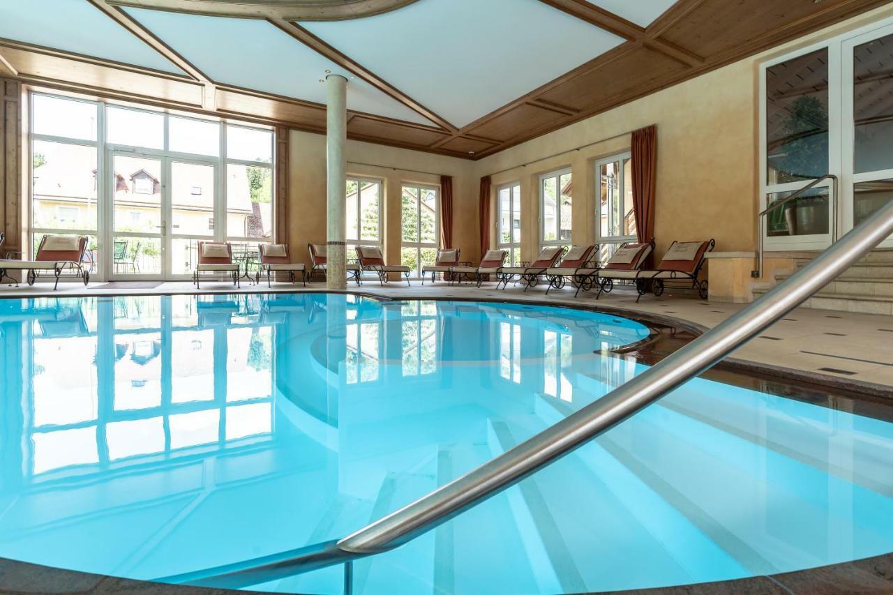 Hotel Dirsch Wellness & Spa Resort Emsing エクステリア 写真
