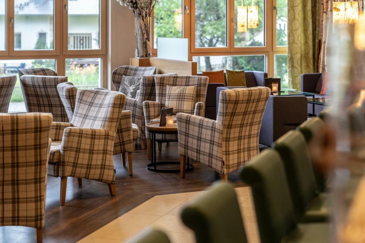 Hotel Dirsch Wellness & Spa Resort Emsing エクステリア 写真